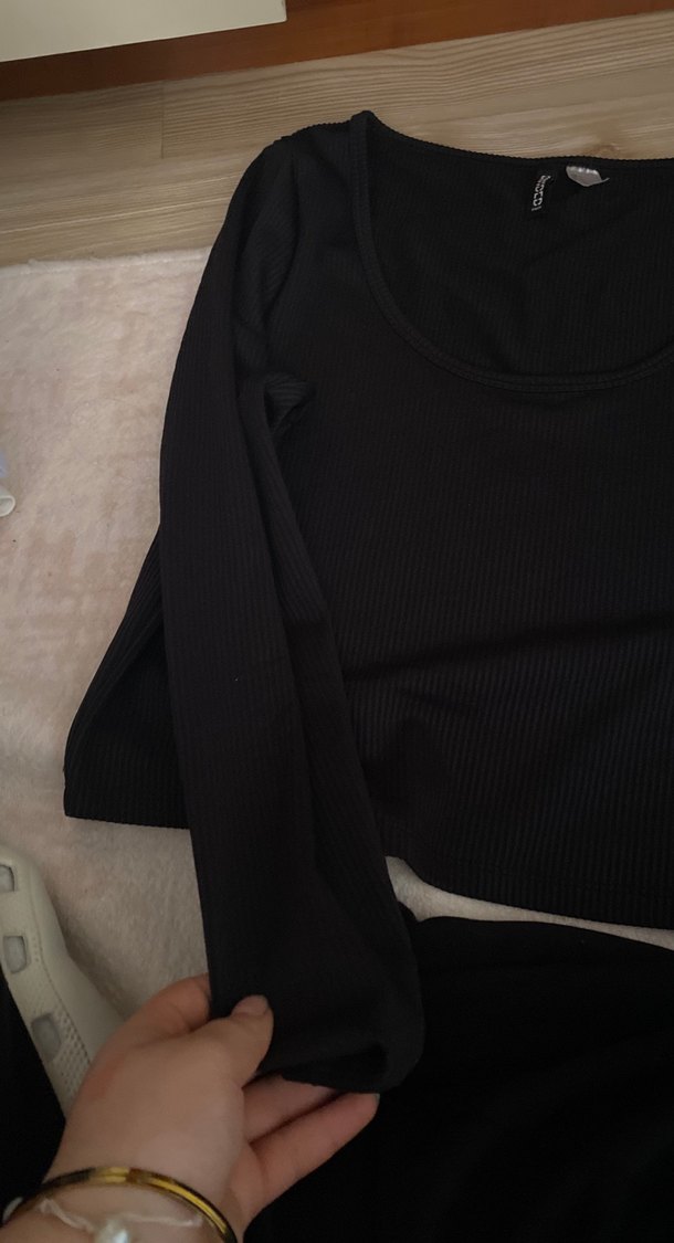 Siyah Uzun Kollu Kadın Bluz - Görsel 3