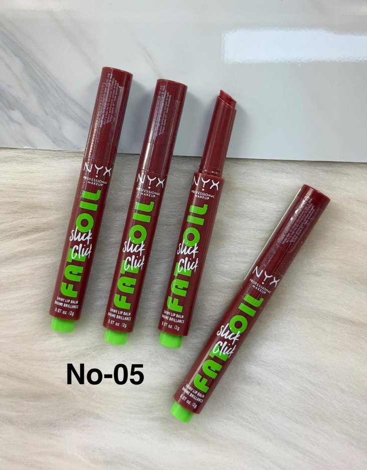 NYX Oil Stick Gloss No-03 Bordo Canlı Renk - Görsel 3