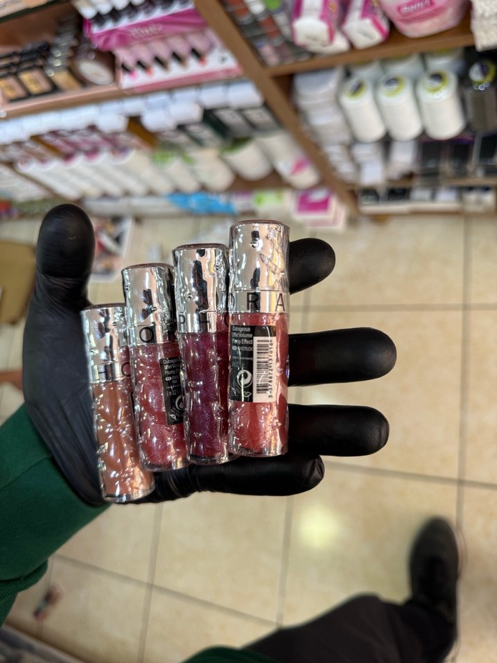 Renkli Çoklu Dudak Parlatıcısı Seti - Görsel 3