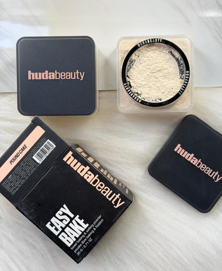 Huda Beauty Easy Bake Pudra Siyah - Görsel 4