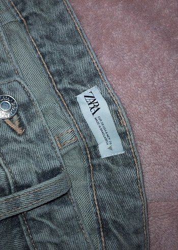 Gri Kemerli Rahat Kesim Kadın Kot Pantolon - Görsel 3