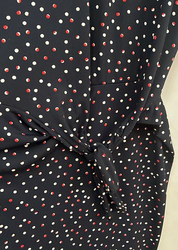 Puantiye Desenli Siyah Midi Elbise - Görsel 4