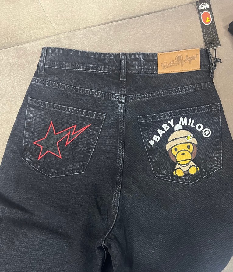 Bape Bob Marley Baggy Jean 2 modelden elimde tüm bedenler vardır - Görsel 2