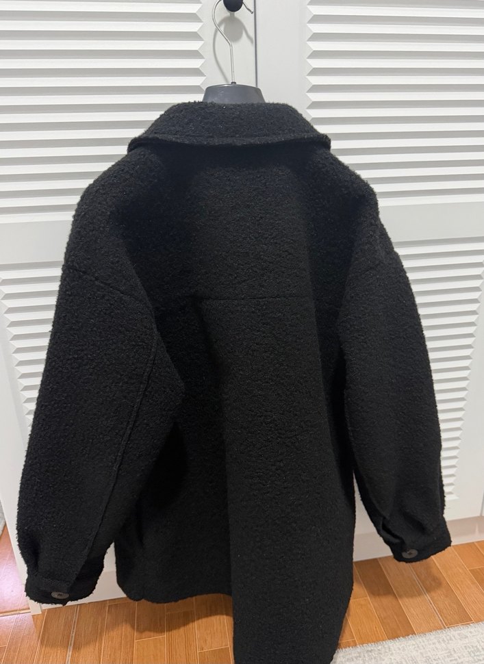 Siyah Düğmeli kadın ceket - Görsel 2