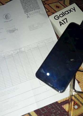 3 aylık tertemiz çiziksiz cihaz - Görsel 2