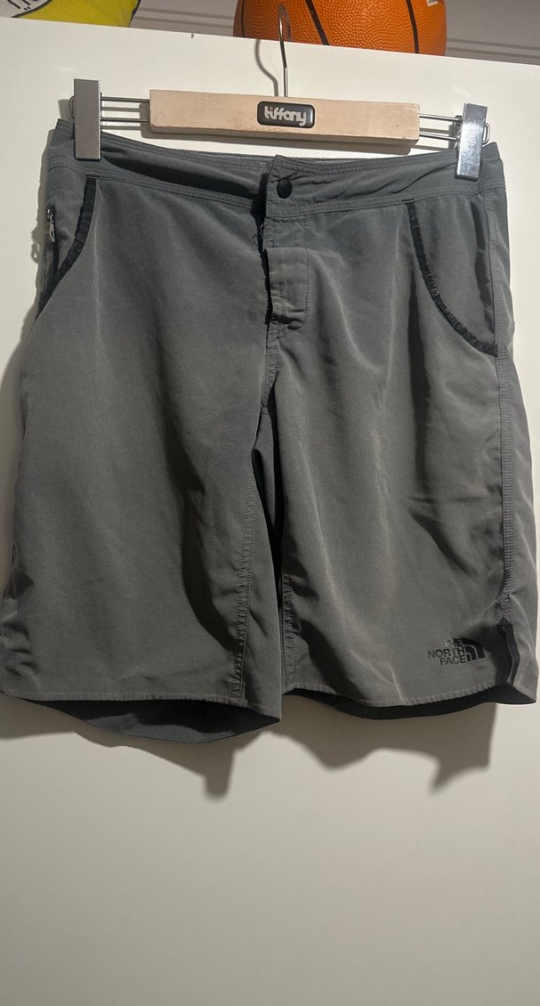 Gri Bel Bantlı Erkek Şort - Görsel 3