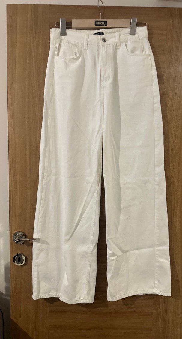 Kadın Beyaz Midi Boy Geniş Kesim Kot Pantolon - Görsel 4