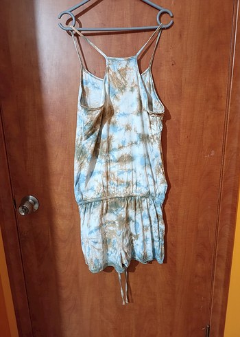 Düğmeli Bağcıklı Batik Desenli Kısa Tulum - Görsel 2