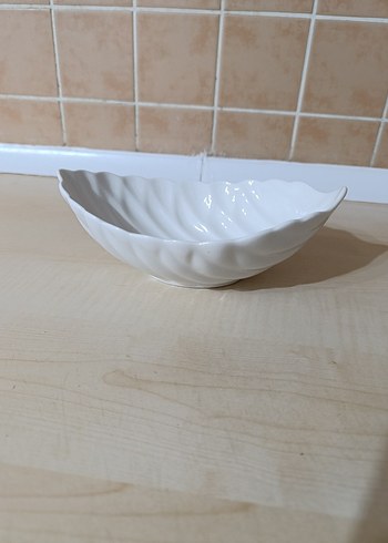 Beyaz Kabuk Şekilli Seramik Tabak - Görsel 2