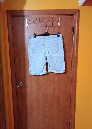 Salaş Kesim Mavi Kot Şort - Görsel 2