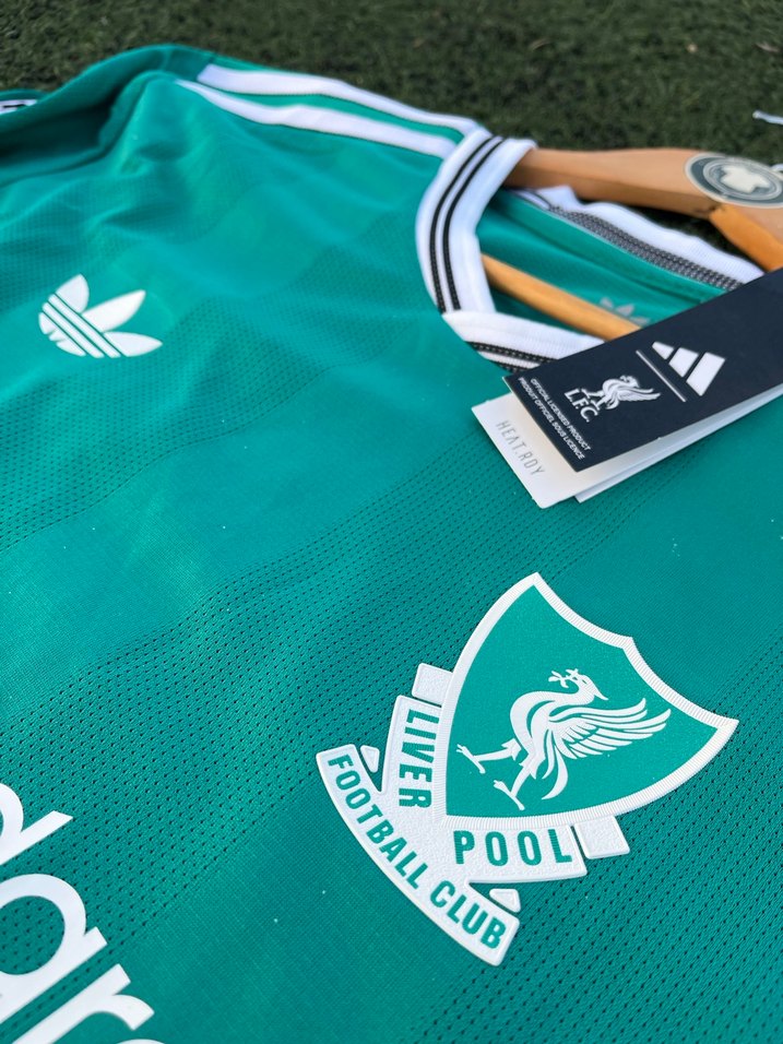 Liverpool 25/26 Player Versiyon - Görsel 2