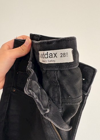 Kadın Siyah Dar Kesim Kot Pantolon - Görsel 3