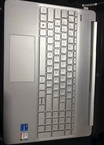 HP Siyah Dizüstü Bilgisayar - Görsel 3