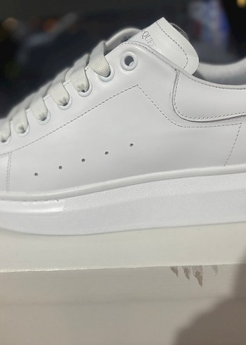 Alexander McQueen 43