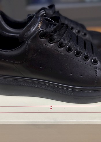 Alexander McQueen 41