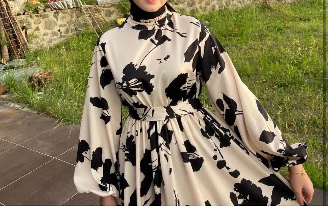 Çiçek Desenli Uzun Bej Elbise Saten - Görsel 2