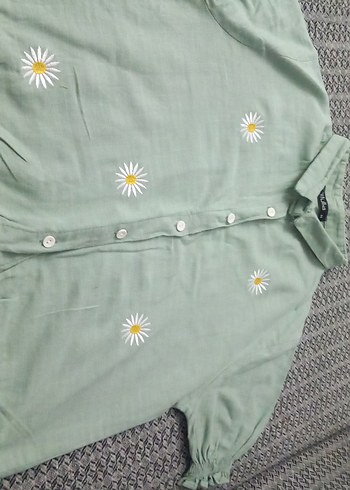 Nakışlı Düğmeli Yeşil kız çoçuk Krop  Gömlek - Görsel 2