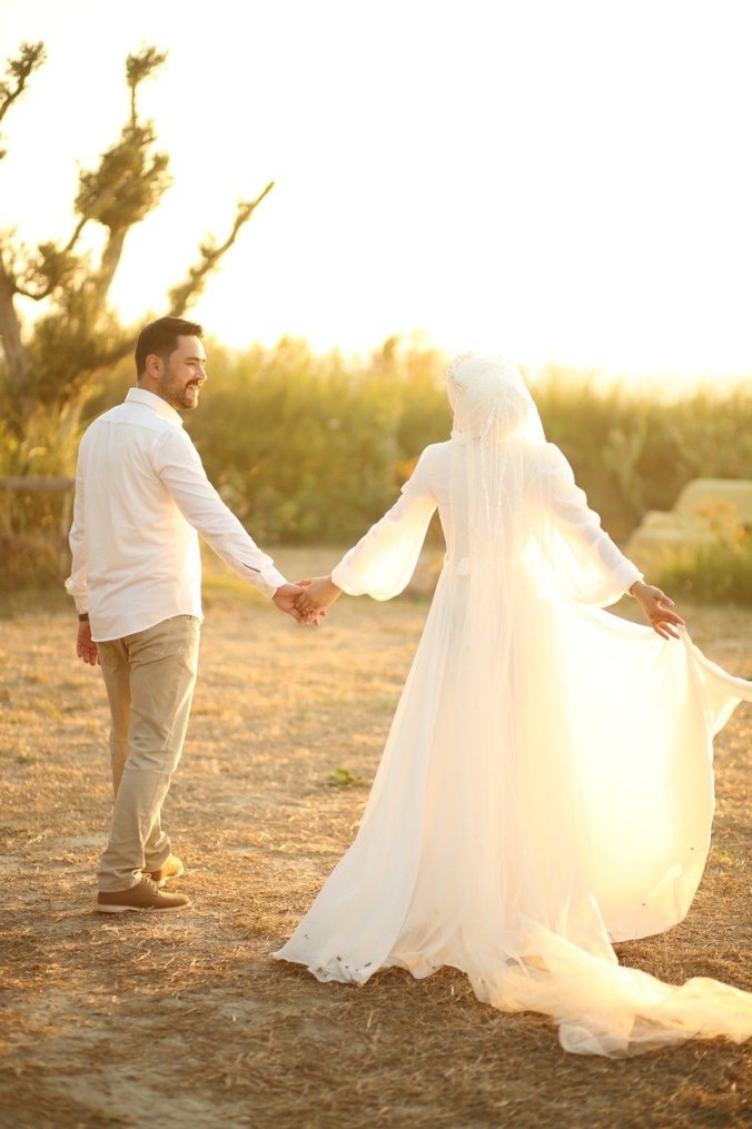 Beyaz Tesettür Gelinlik - Görsel 2