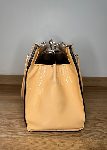 Bej Parlak Deri Kadın Çanta EBA - Görsel 3