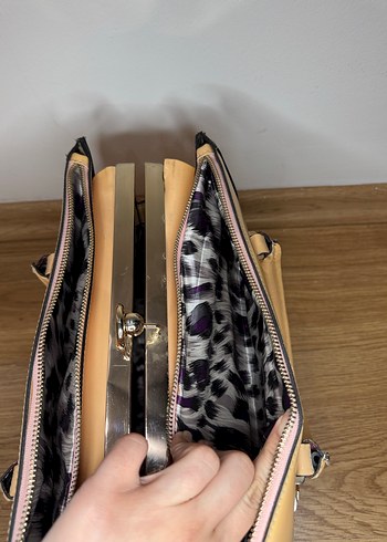 Bej Parlak Deri Kadın Çanta EBA - Görsel 5