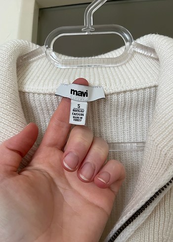 Kadın Beyaz Yarım Fermuarlı Kolsuz Triko Süveter - Görsel 3