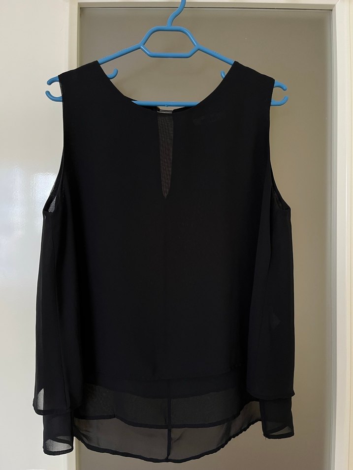 Siyah Tül Kolsuz Bluz - Görsel 2