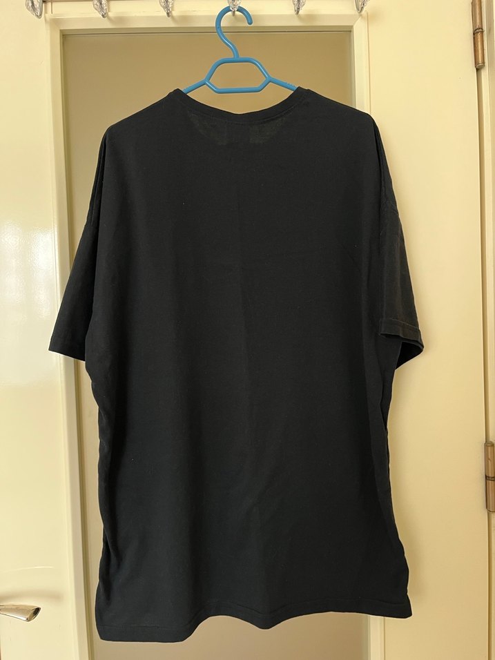 Siyah Baskılı Oversize Tişört - Görsel 3