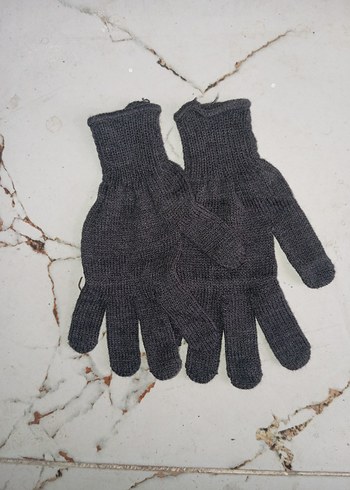 Gri Örgü Kadın Eldiveni - Görsel 3