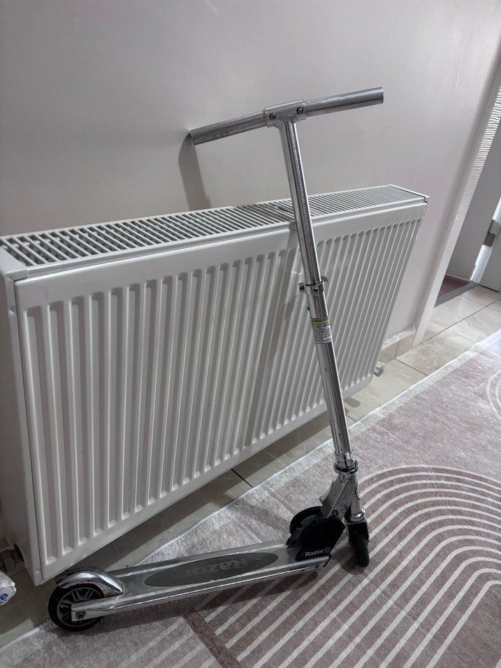 Razor Gri Çocuk Scooterı - Görsel 5