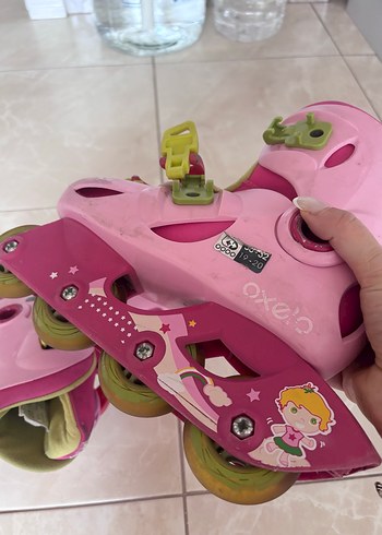 Kızlar için Pembe Baskılı Cırt Cırtlı Paten - Görsel 4