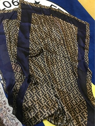 Fendi şal