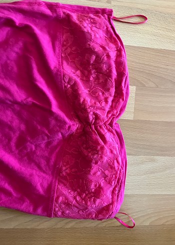 fuşya straplez dantel detayli bluz - Görsel 3