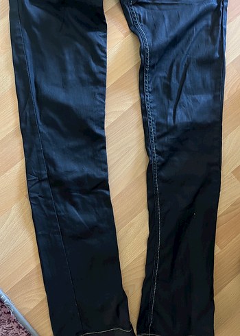 Fermuarlı Kadın Kot Pantolon hafif parlak - Görsel 5