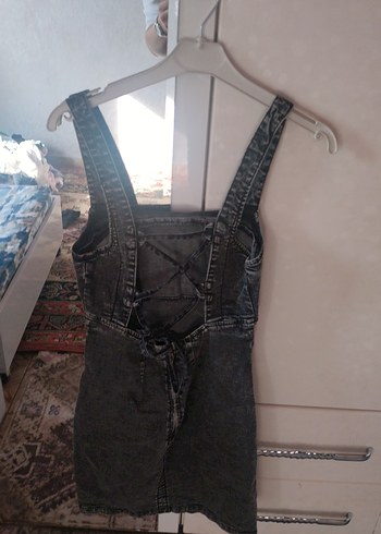 Kadın Siyah Batik Desenli Kısa Denim Tulum - Görsel 2