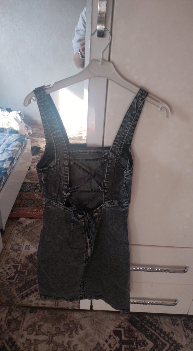 Kadın Siyah Batik Desenli Kısa Denim Tulum - Görsel 2