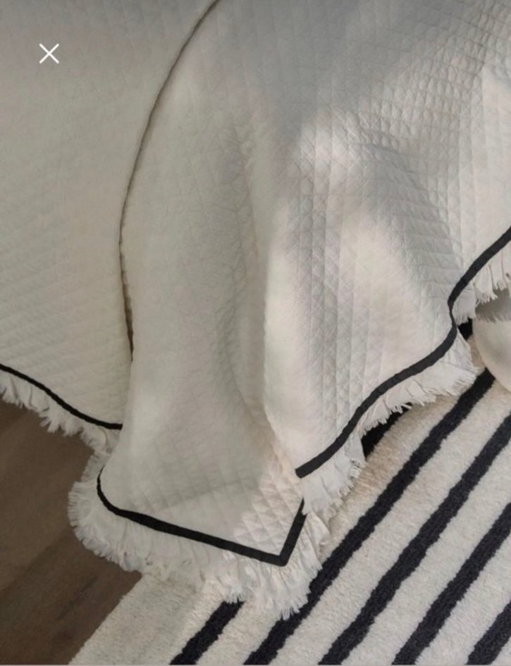 h&m Beyaz Püsküllü Yatak Örtüsü - Görsel 2