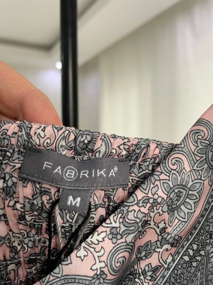 Fabrika Marka Pembe Askılı Bluz - Görsel 2