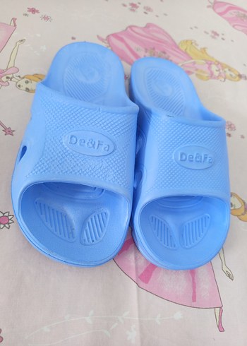 Renkli Desenli Kız Çocuk Terlikleri - Görsel 2