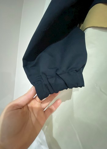 Kapüşonlu, fermuarlı, bol kesim  trenç - Görsel 2