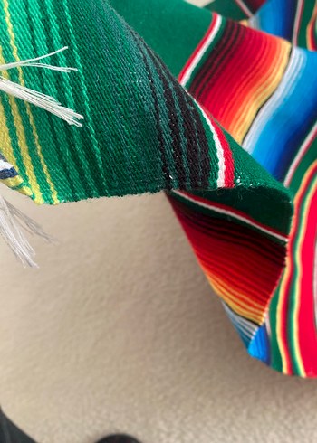 Renkli  sedir örtüsü gibi kullanılır - Görsel 2