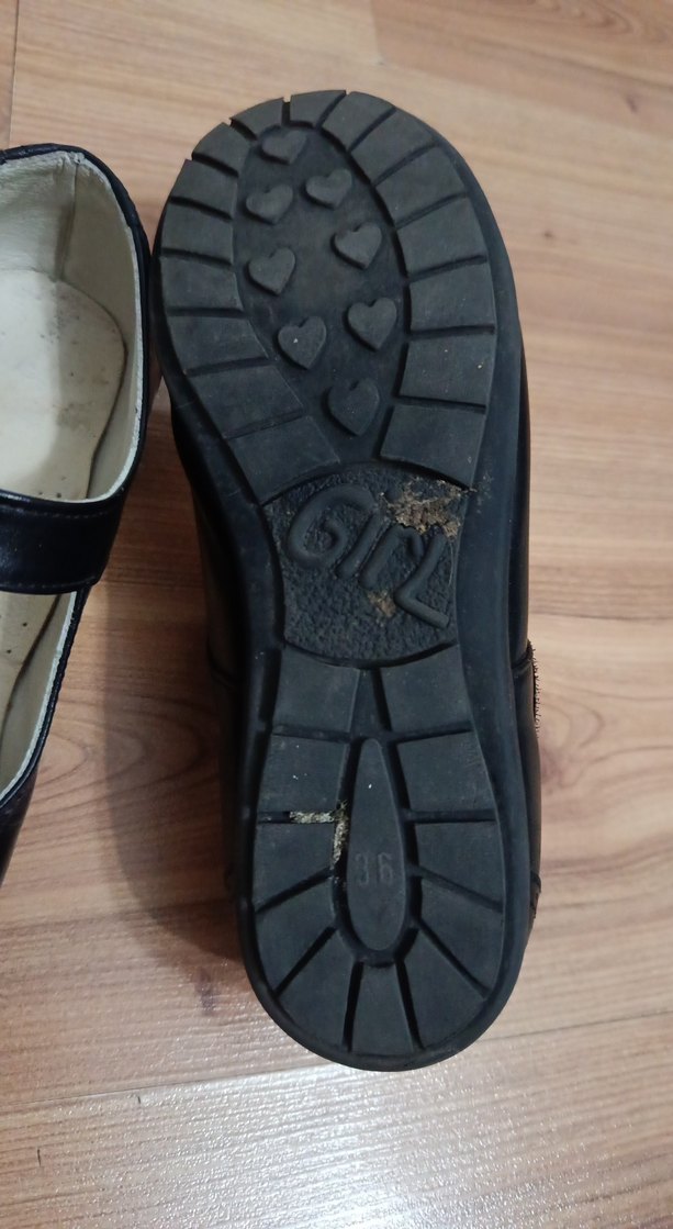 Kız Çocuk Siyah Tokalı Bale Ayakkabısı - Görsel 4