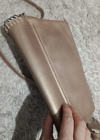 Bej Zincir Detaylı Deri Kadın Çanta - Görsel 4