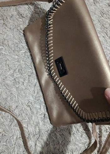 Bej Zincir Detaylı Deri Kadın Çanta - Görsel 5