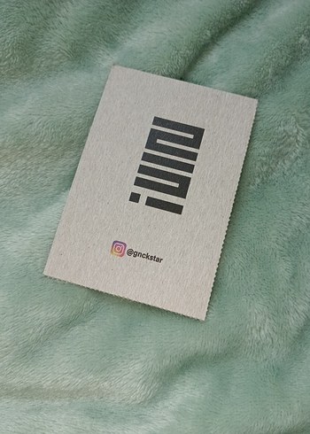 K-Pop Temalı Instagram Stili Kart - Görsel 3