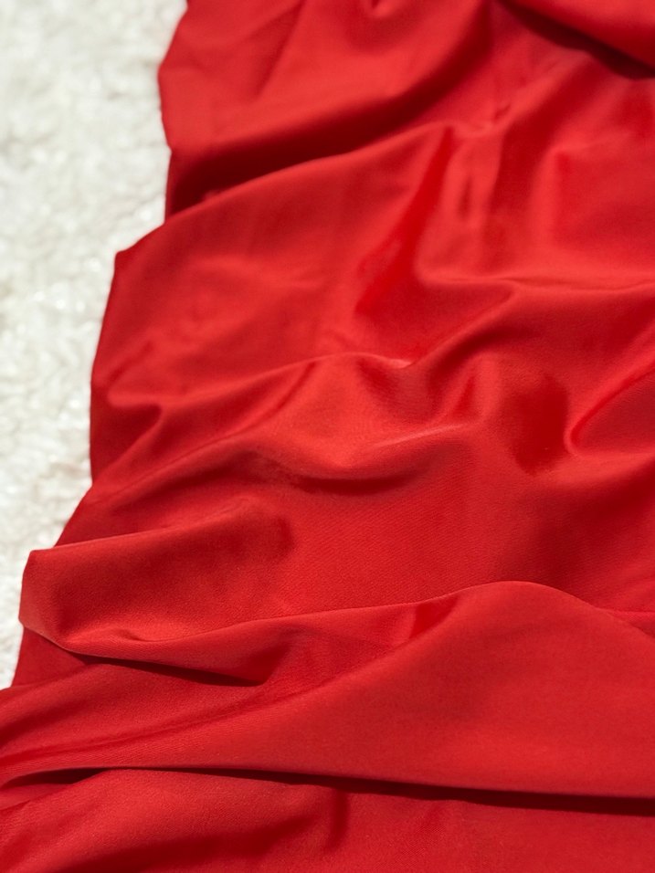 Kırmızı Drapeli İnce Askılı Uzun Kadın Abiye - Görsel 2