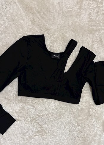 Siyah V Yakalı Kısa Fitilli Bluz - Görsel 2