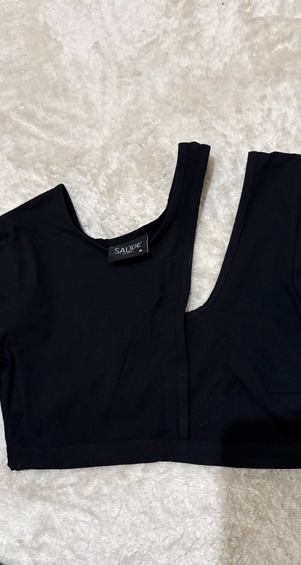 Siyah V Yakalı Kısa Fitilli Bluz - Görsel 3