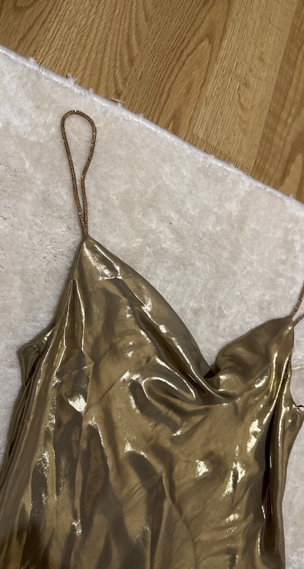 Parlak Altın Midi Drapeli Abiye Elbise - Görsel 3