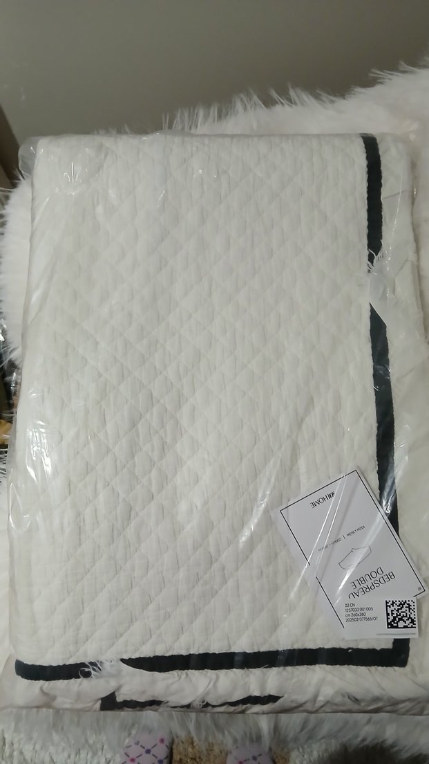 H&M Tek kişilik Kenarlı Yatak Örtüsü - Görsel 5