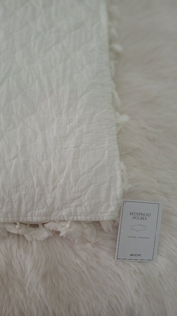 H&M Çift Kişilik Kapitone Yatak Örtüsü - Görsel 4